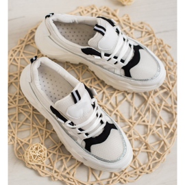 SHELOVET Zapatillas con estilo blanco 3
