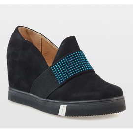 Bombas negras en la cuña T1715-1 negro 1