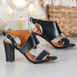 SHELOVET Cómodas sandalias de tacón negro 4