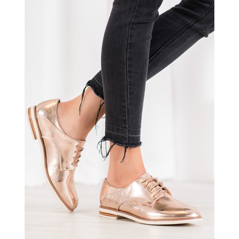 SHELOVET Zapatos dorados con cuero ecológico 2