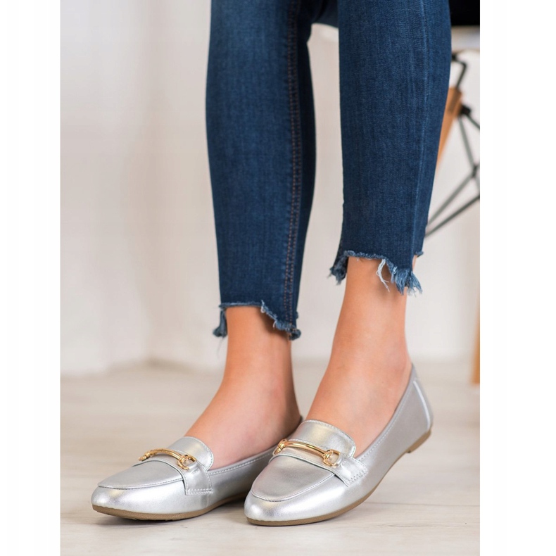 Fama Bailarina casual con adorno gris 1