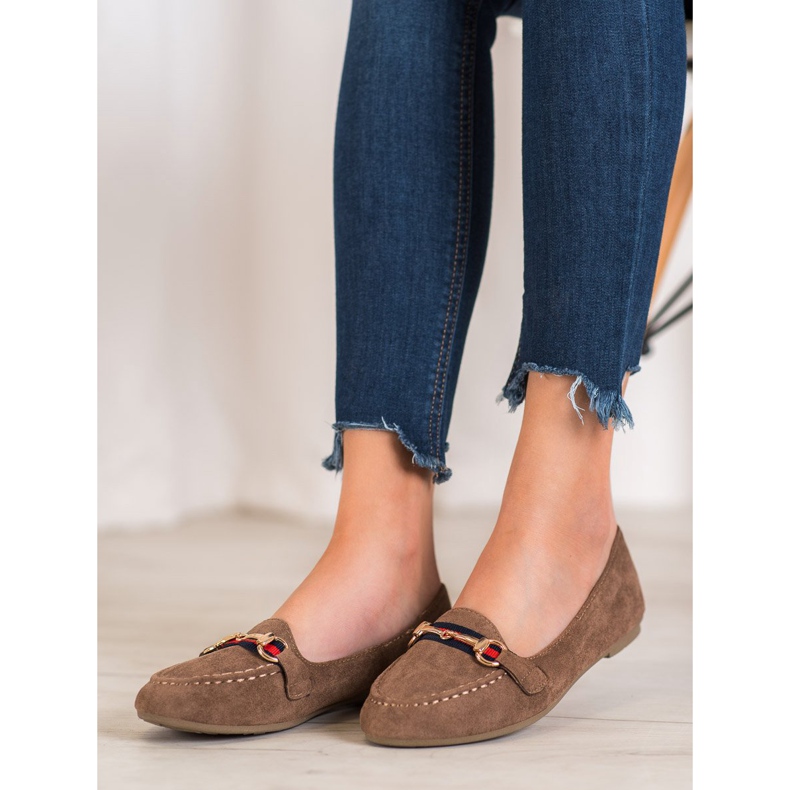 Fama Señores de ante con adorno marrón 1