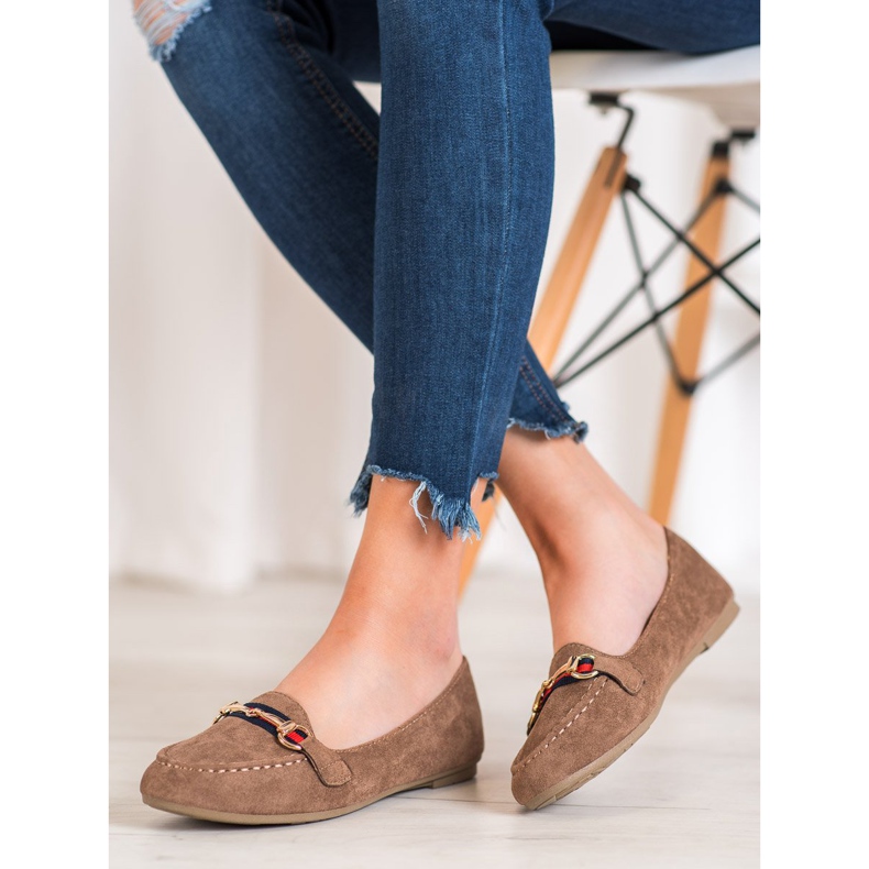 Fama Señores de ante con adorno marrón 2