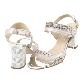 Sandalias en el poste Gamis 3942 beige rosa plata 4