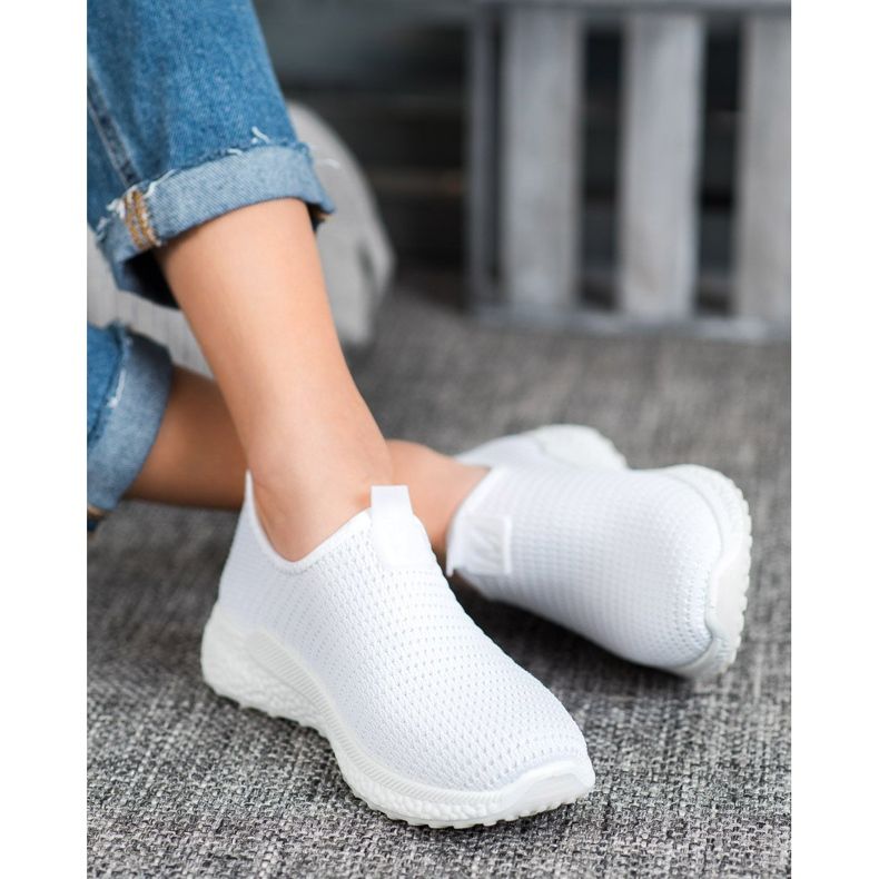 SHELOVET Slipons calados blanco 1