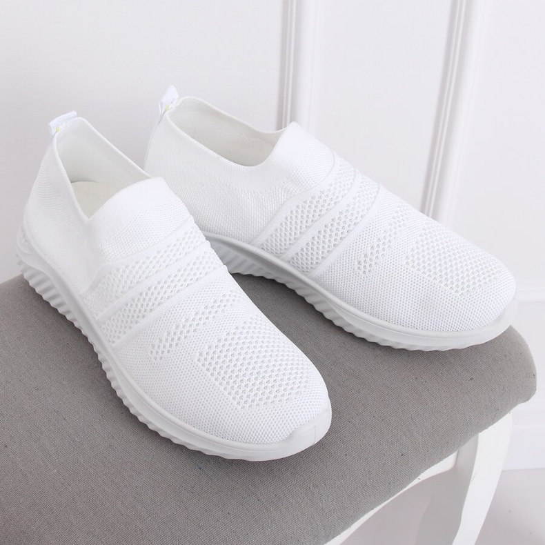 Blanco NB331P Calzado deportivo blanco 2 Blanco NB331P Calzado deportivo blanco 2