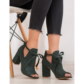 Botas VINCEZA con punta abierta atada verde 4