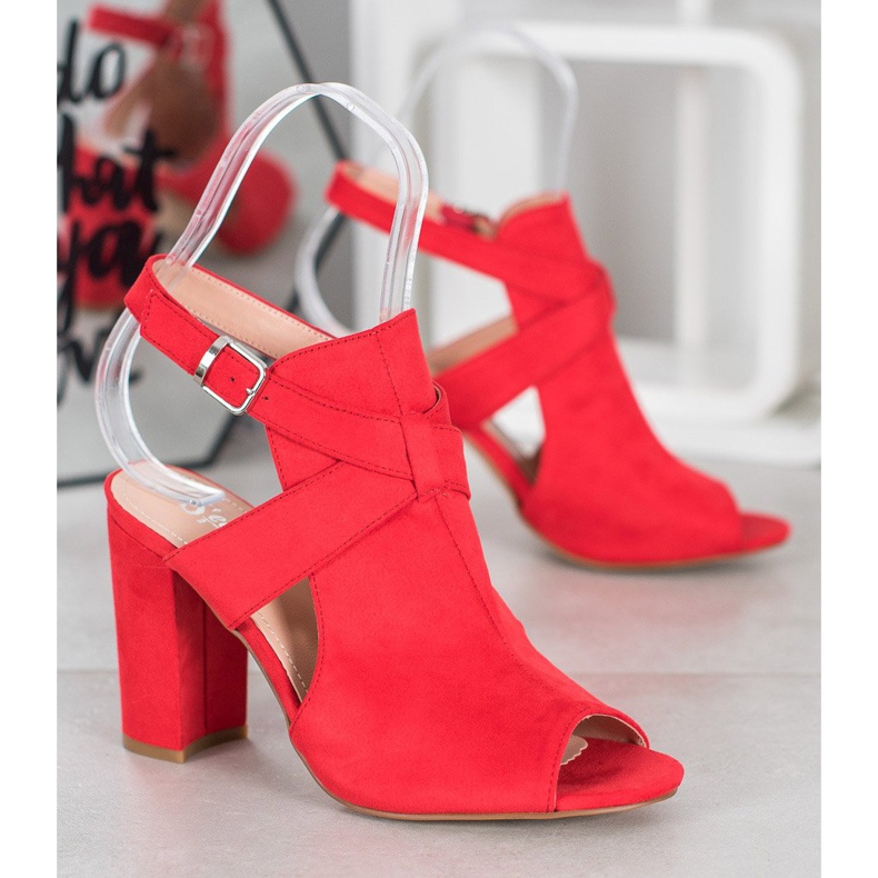 Seastar Sandalias con estilo en un bar rojo 1