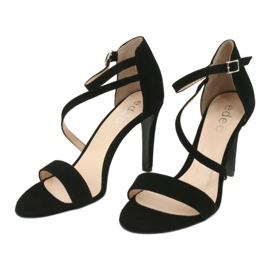 Sandalias de piel negra en el tacón Edeo 3344 negro 3