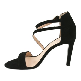 Sandalias de piel negra en el tacón Edeo 3344 negro 2