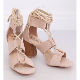 Sandalias de tacón beige LL-229P Beige 4