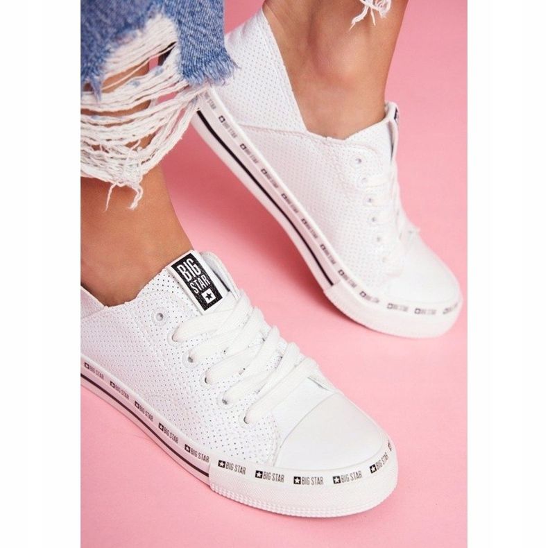 Zapatos de mujer blancos, zapatillas caladas Big Star FF274024 1