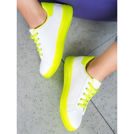 SHELOVET Zapatos con suela de neón blanco amarillo 2