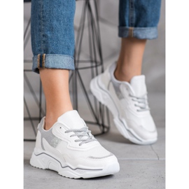 SHELOVET Zapatillas en la plataforma con purpurina blanco 4