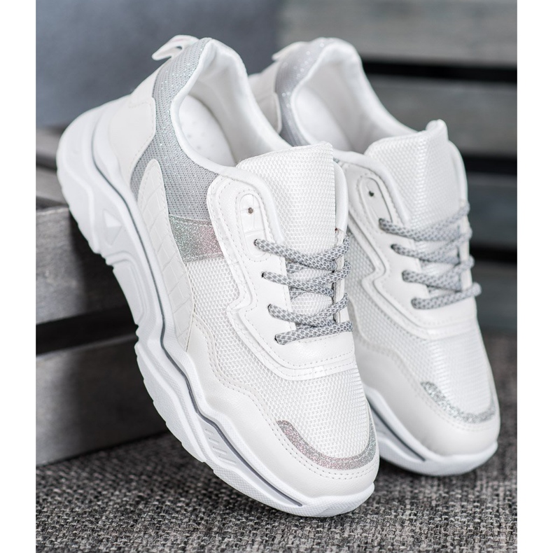 SHELOVET Zapatillas en la plataforma con purpurina blanco 2