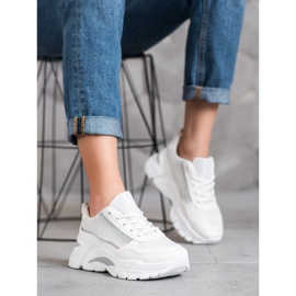 SHELOVET Zapatillas elegantes con purpurina blanco 2