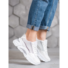 SHELOVET Zapatillas elegantes con purpurina blanco 1