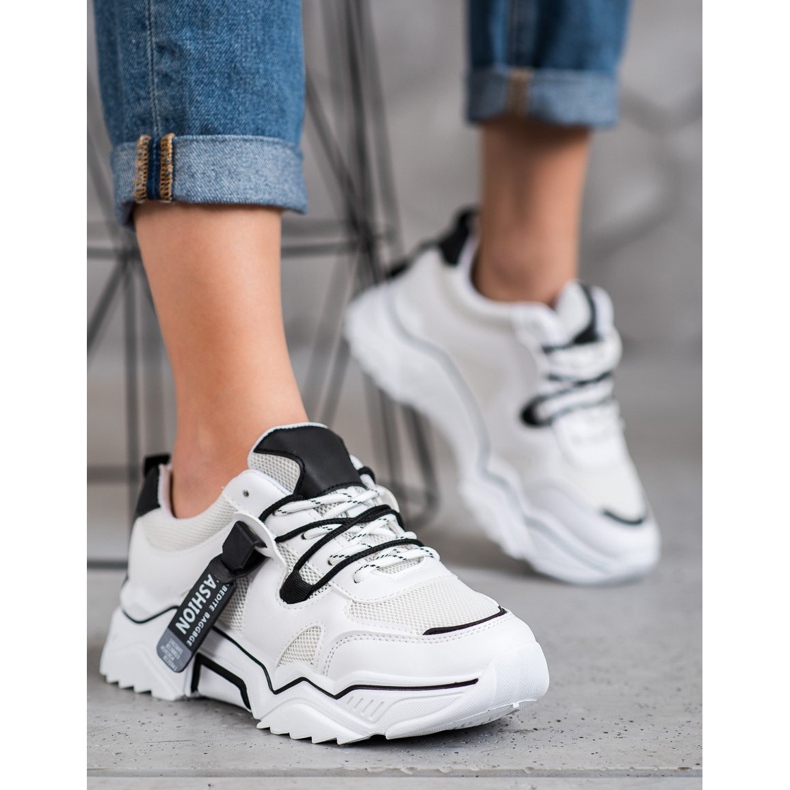 SHELOVET Zapatillas de moda para mujer blanco negro 1