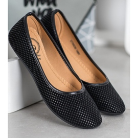 McKey Bailarina en corazones negro 4
