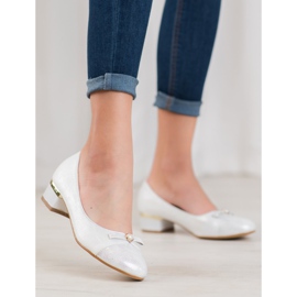 SHELOVET Bombas elegantes con una perla blanco gris 2