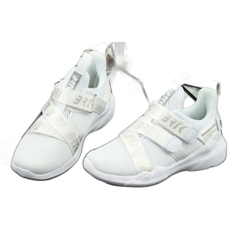 Zapatos deportivos inserto de cuero Bartek 78213 blanco 3