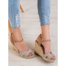 J. Star Sandalias de cuña ligeras beige 4