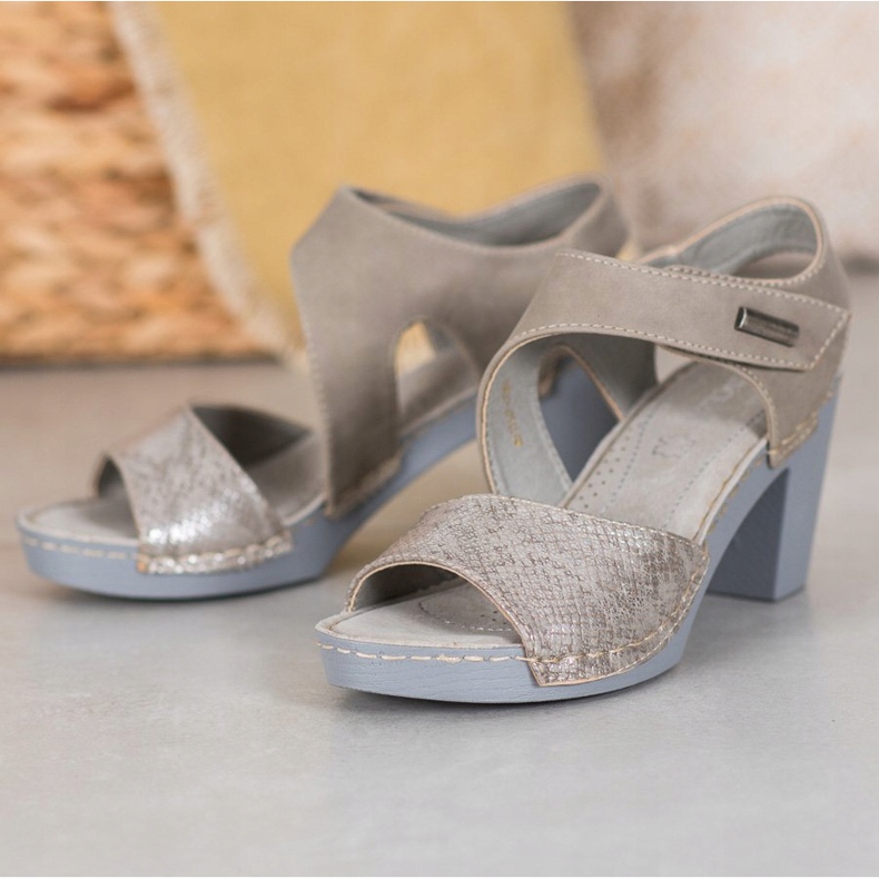 Sandalias Ligeras Con Velcro VINCEZA gris 1