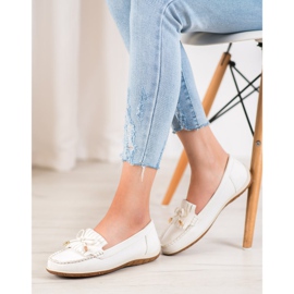 SHELOVET Mocasines blancos con piel ecológica 2