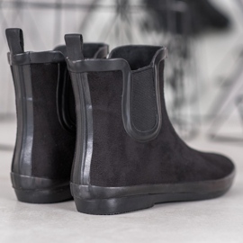 Kylie Chanclos negros 3
