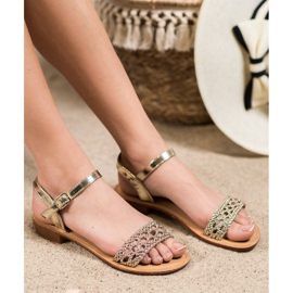 Small Swan Sandalias trenzadas elegantes dorado 2
