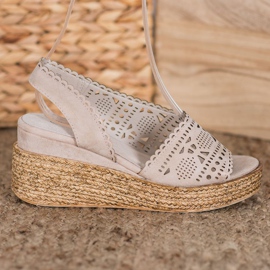 Goodin Sandalias de cuña caladas beige dorado 2