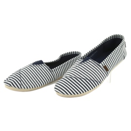 Wishot Zapatilla cómoda y moderna a rayas 32-065, blanco y azul 2