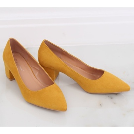Salón con tacón bajo miel 3837 Amarillo 3