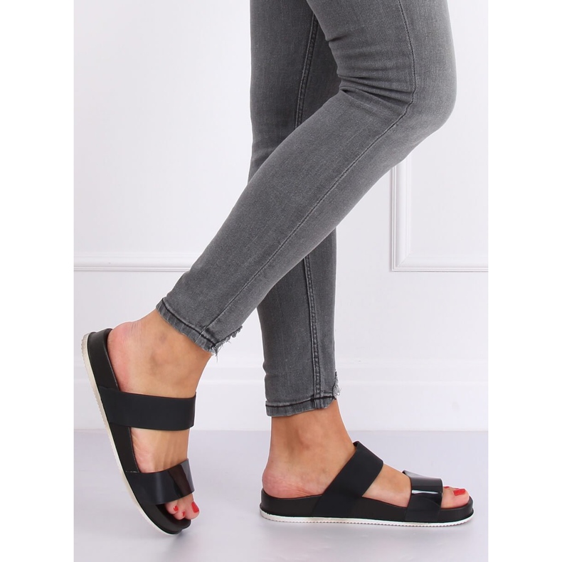 Black CK66P Pantuflas negras con correas de goma negro 2