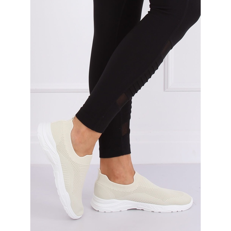 Calzado deportivo beige FZ13P Beige 1