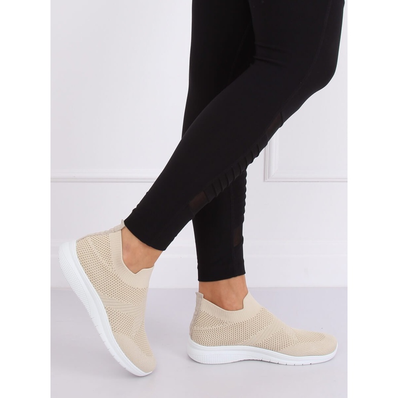 Beige NB330P Calzado deportivo beige 1