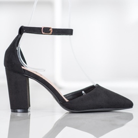 Seastar Zapatos de tacón de ante en un pilar negro 2