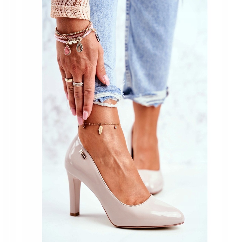 Salón mujer Sergio Leone Light Grey On a Bar Barniz Campbell gris 1 Salón mujer Sergio Leone Light Grey On a Bar Barniz Campbell gris 1