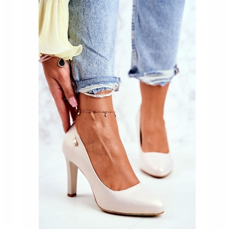 Zapatos de salón para mujer Beige Perla en un Pilar Sergio Leone Campbell 1 Zapatos de salón para mujer Beige Perla en un Pilar Sergio Leone Campbell 1