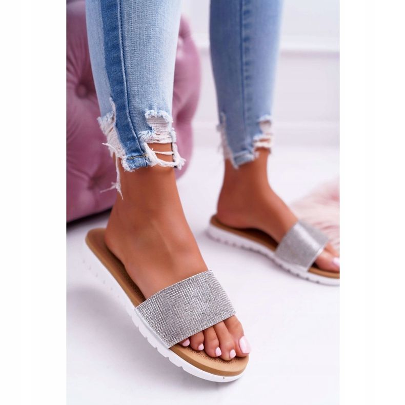 Pantuflas plateadas con lentejuelas Lu Boo para mujer gris 2