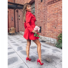 Tacones altos rojos lacados Lu Boo en Spitz Belluci 4