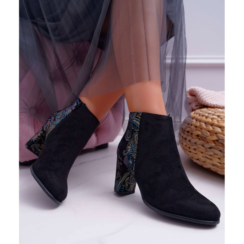 Sergio Leone Black Boots On The Post Folk Eros Flowers negro 2