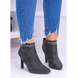 Vinceza Botas de mujer verde oliva con remaches de tacón alto Bemi 2 Vinceza Botas de mujer verde oliva con remaches de tacón alto Bemi 2