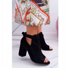 Vinceza Botines negros Sandalias en una barra Dedos abiertos Grises 1 Vinceza Botines negros Sandalias en una barra Dedos abiertos Grises 1