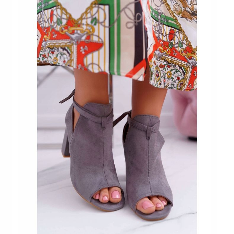 Vinceza Botines grises Sandalias en una barra Dedos abiertos Grises 2