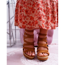 FRERY Sandalias De Mujer Con Cuña A String Camel Liluena marrón 2