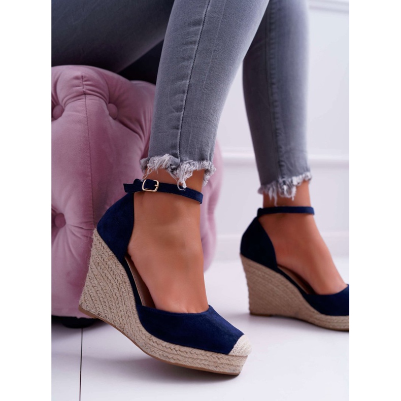 BUGO Sandalias De Mujer Con Cuña De Lino Azul Marino Tammaris 1 BUGO Sandalias De Mujer Con Cuña De Lino Azul Marino Tammaris 1