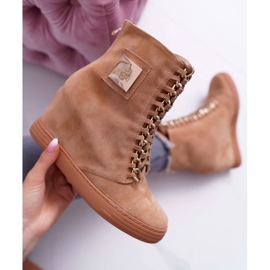 Zapatillas de Mujer Lu Boo Gold Chain Suede Camel Monica marrón 7
