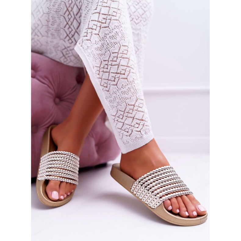 Pantuflas de Mujer con Elavi Dorado con Cuentas 1