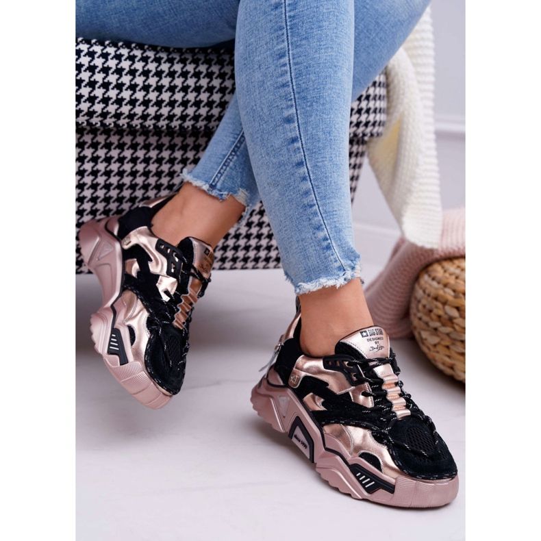 Zapatos deportivos para mujer Big Star de Daniel Lopez en negro y dorado FF274A528 amarillo 2